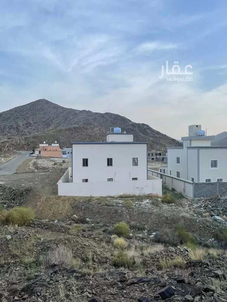 عمارة للبيع في وادي المشهد ، حي الشرفية ، أبها ، منطقة عسير