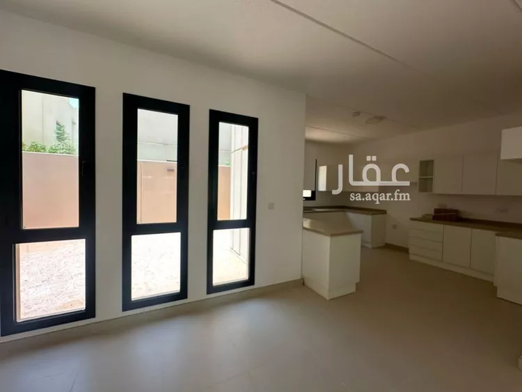 فيلا للإيجار في شارع رقم 1018, حي سدرة, مدينة الرياض, منطقة الرياض صورة 3