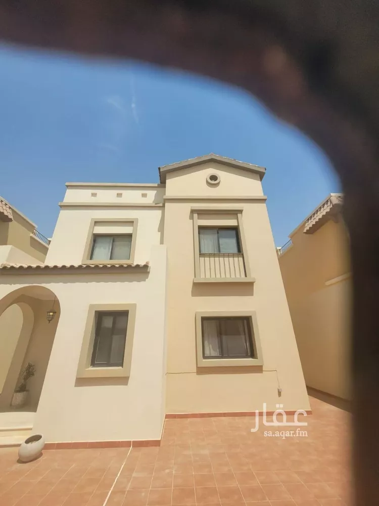 فيلا للإيجار في شارع عبدالباسط بن خليل, حي النرجس, مدينة الرياض, منطقة الرياض صورة 2
