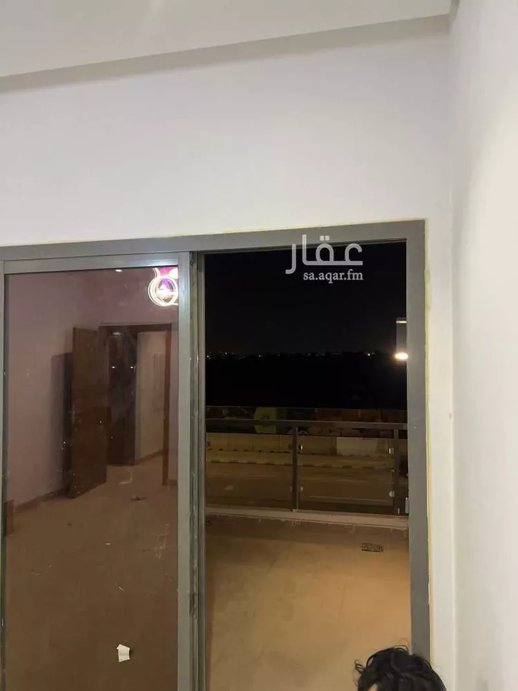 فيلا للإيجار في شارع وادي حمر ، حي مطار الملك خالد الدولي ، الرياض ، منطقة الرياض صورة 2