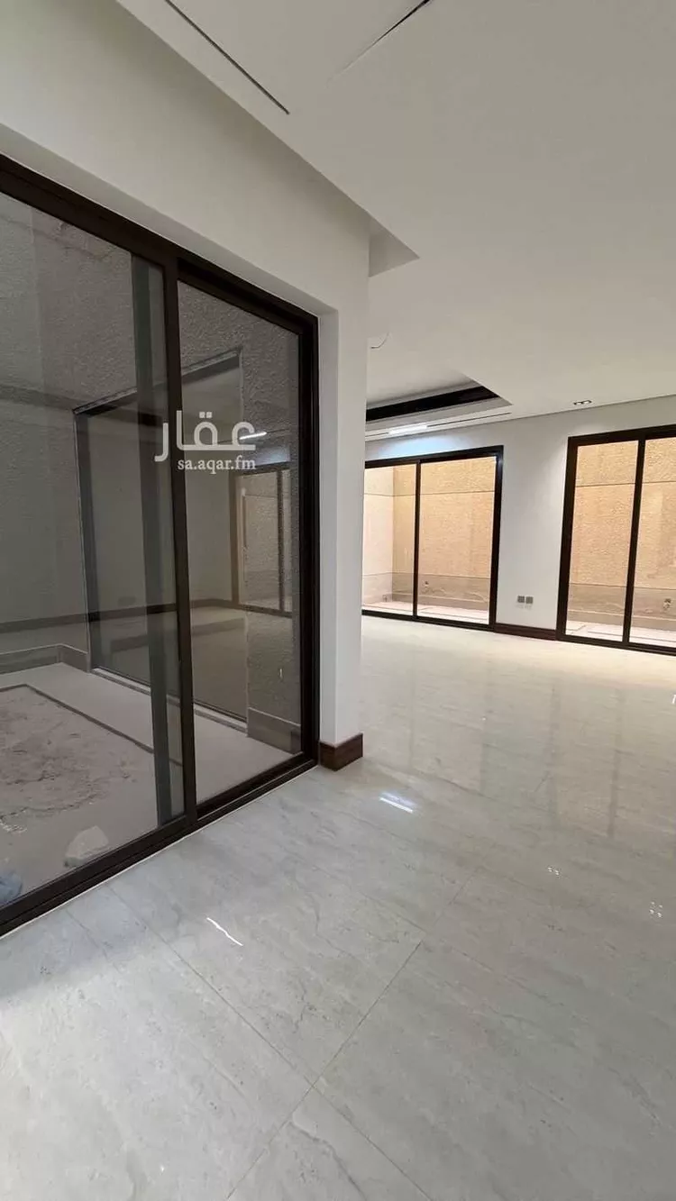 فيلا للبيع في شارع التلمساني, حي القيروان, مدينة الرياض, منطقة الرياض 13