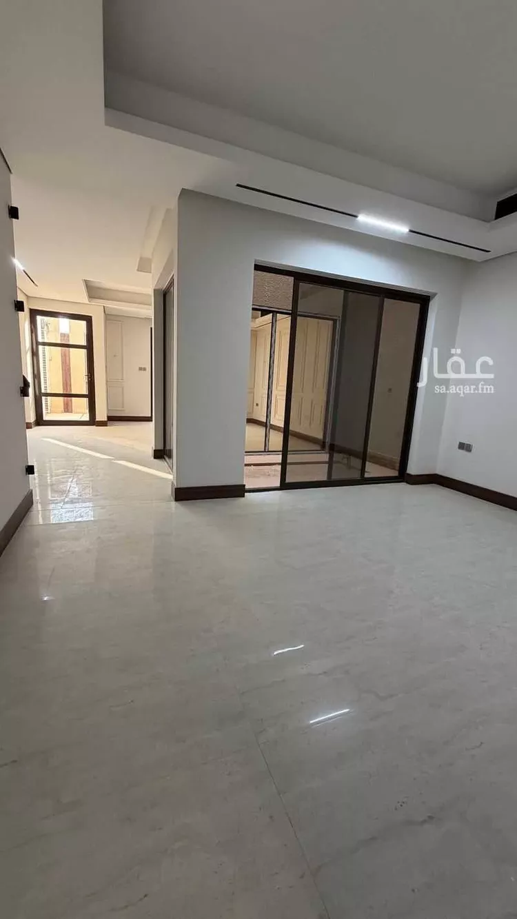 فيلا للبيع في شارع التلمساني, حي القيروان, مدينة الرياض, منطقة الرياض 7