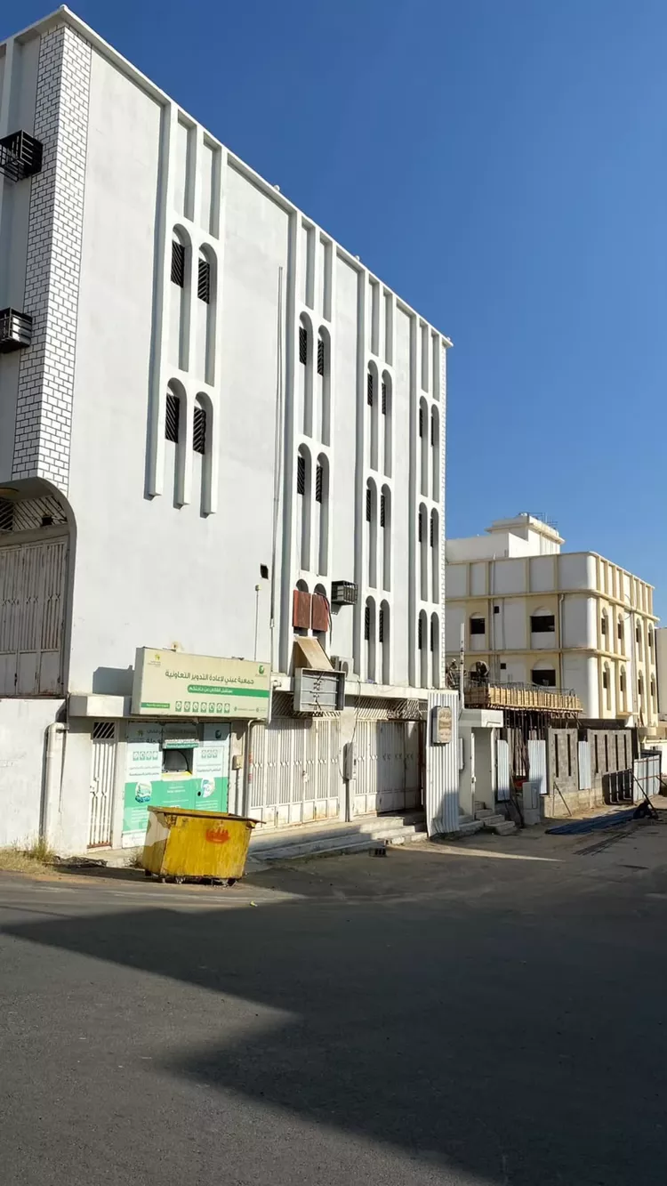 عمارة للبيع في حي الصقور, مدينة خميس مشيط, منطقة عسير 3