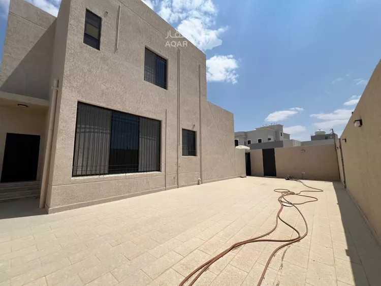 فيلا للبيع في حي الوادي, مدينة بلقرن, منطقة عسير صورة 4