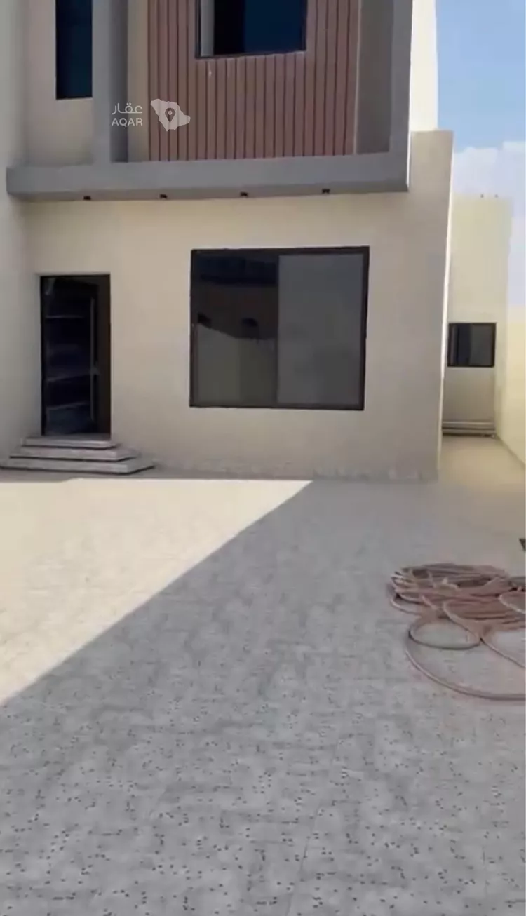 فيلا للبيع في شارع سلمان بن ثمامة, حي السويفلة, مدينة حائل, منطقة حائل
