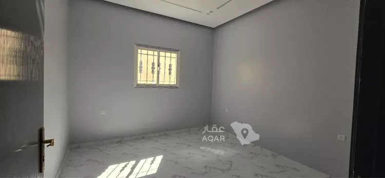 فيلا للبيع في حي القدس الشرقي, مدينة عرعر, منطقة الحدود الشماليه صورة 3
