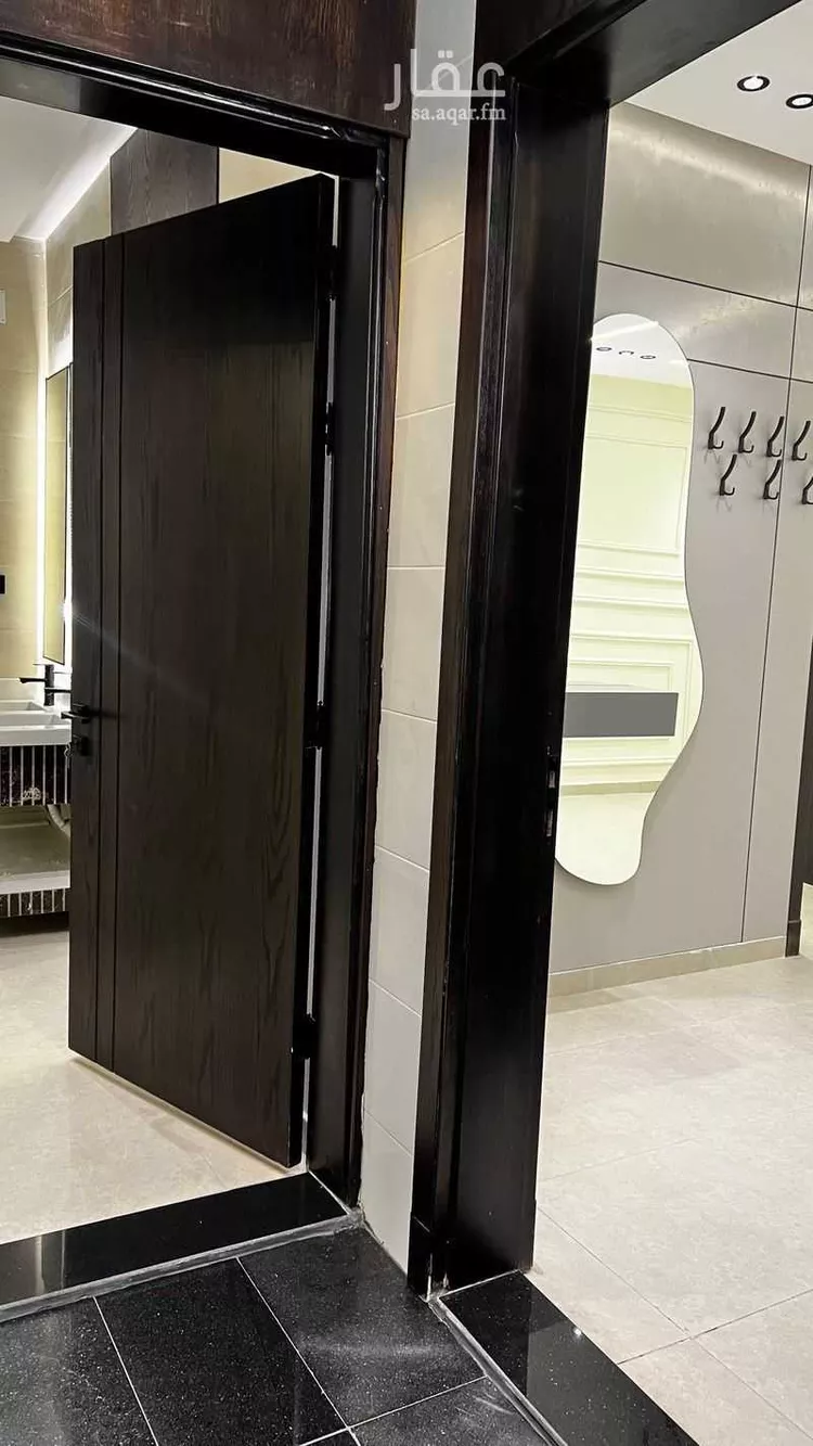 شقة للبيع في شارع نافع الانصاري, حي الحلقة الشرقية, مدينة الطائف, منطقة مكة المكرمة صورة 3