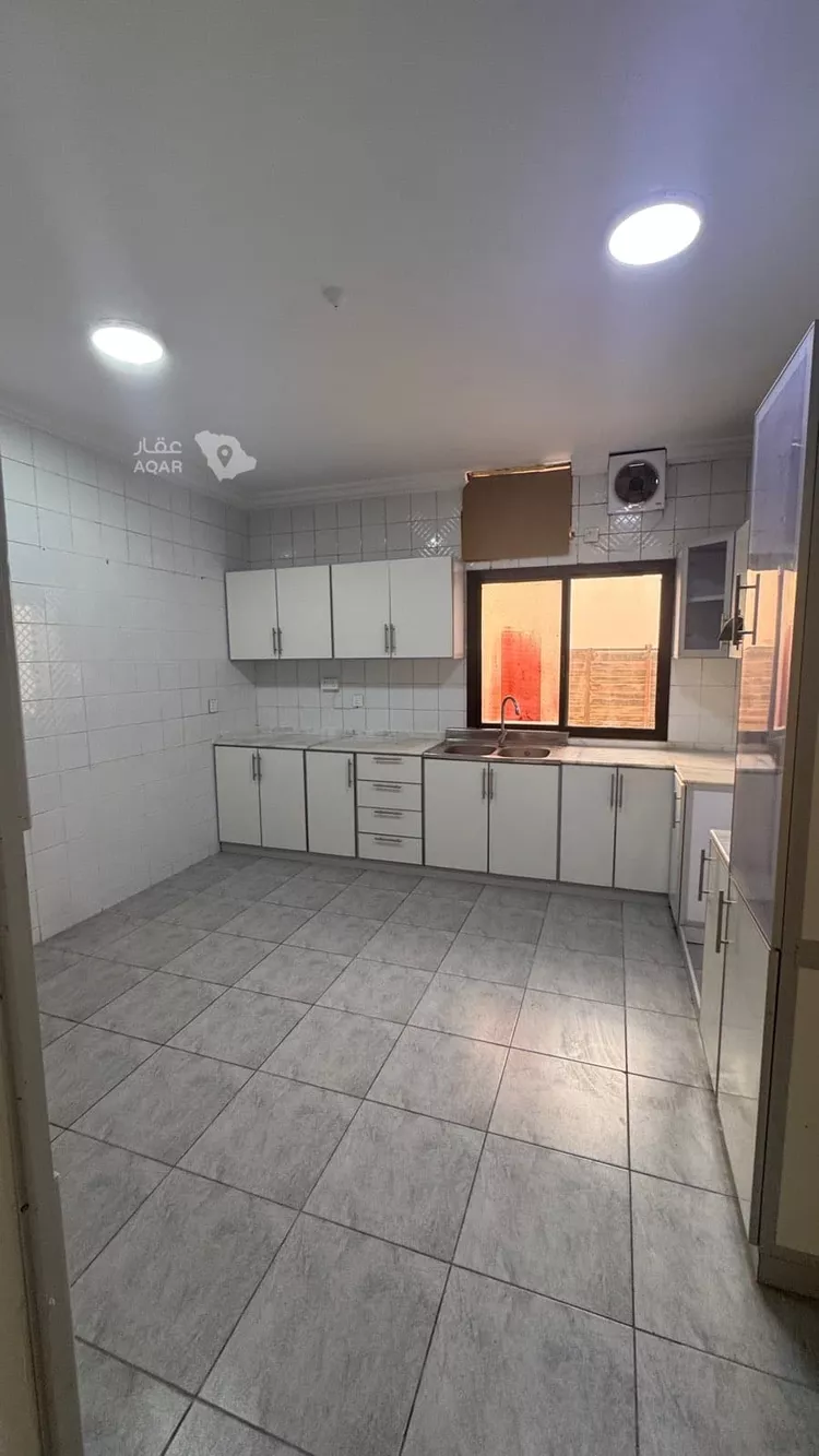 شقة للإيجار في شارع الاسود بن عويم, حي الزهراء, مدينة جدة, منطقة مكة المكرمة 8