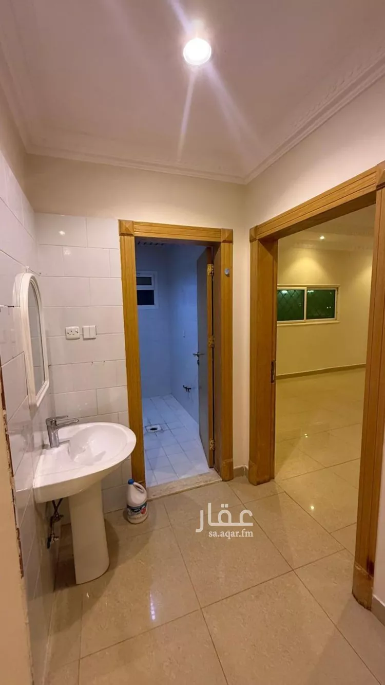 شقة للإيجار في شارع عبدالله بن قيس, حي إشبيلية, مدينة الرياض, منطقة الرياض صورة 4