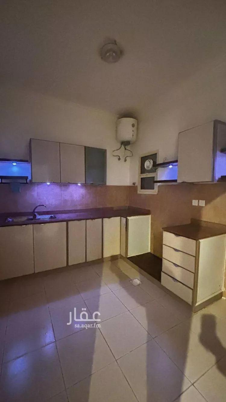 شقة للإيجار في شارع عبدالله بن قيس, حي إشبيلية, مدينة الرياض, منطقة الرياض