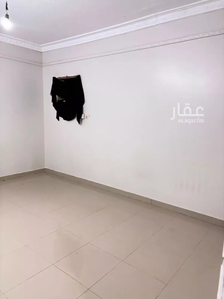 شقة للإيجار في شارع عبدالله بن قيس, حي إشبيلية, مدينة الرياض, منطقة الرياض صورة 5