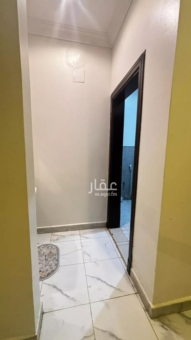 شقة للإيجار في شارع عبدالله بن قيس, حي إشبيلية, مدينة الرياض, منطقة الرياض صورة 3