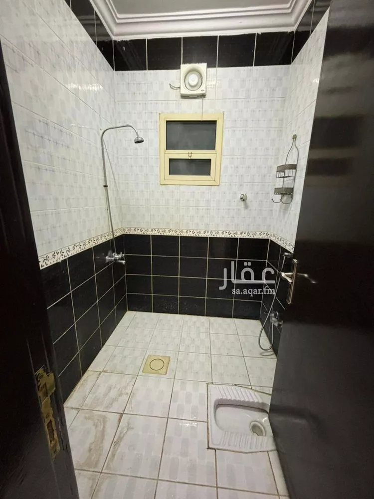 شقة للإيجار في شارع عبدالله بن قيس, حي إشبيلية, مدينة الرياض, منطقة الرياض صورة 2