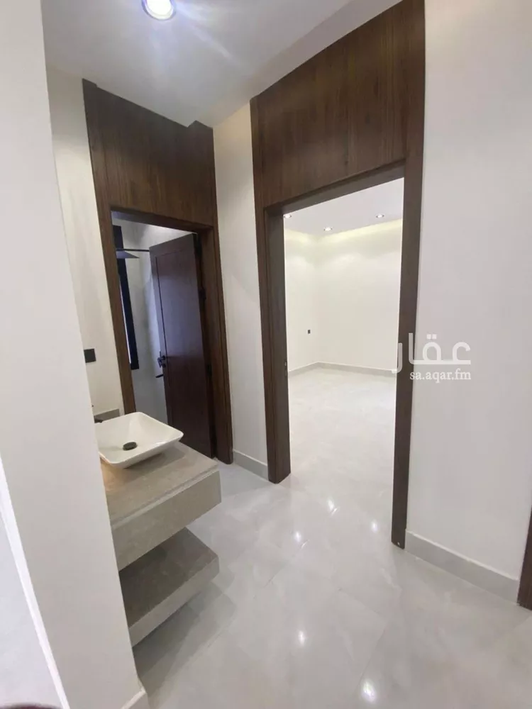 Villa for Rent in Riyadh Al Janadriyah