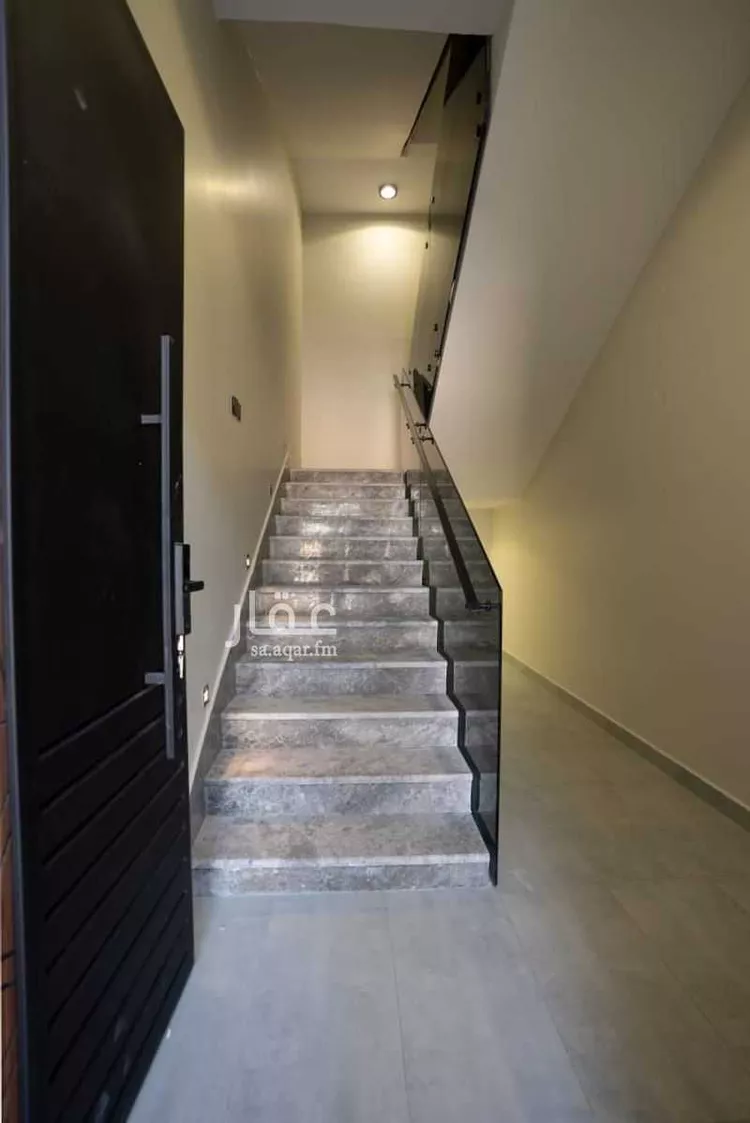 فيلا للبيع في شارع الدائري الشرقي  الفرعي, حي الفاروق, مدينة الرياض, منطقة الرياض صورة 4