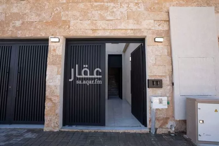 دور للبيع في شارع الدائري, حي الفاروق, مدينة الرياض, منطقة الرياض