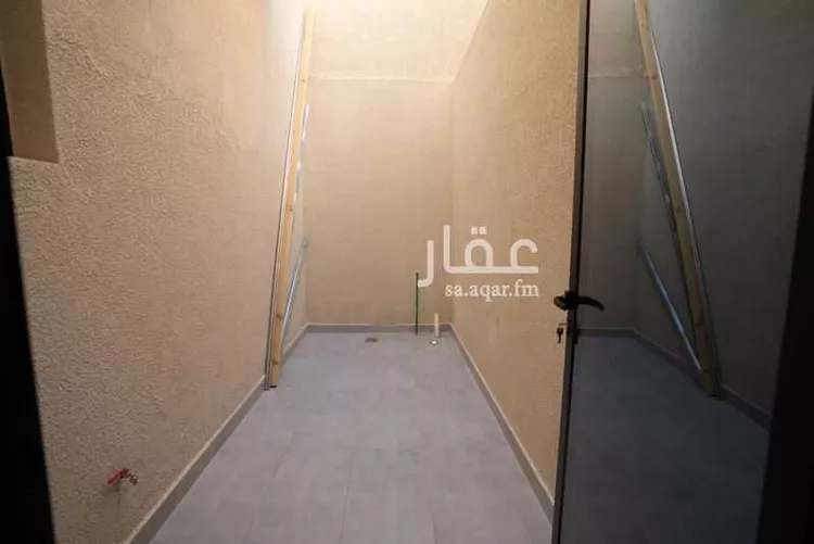 دور للبيع في شارع الدائري الشرقي, حي الفاروق, مدينة الرياض, منطقة الرياض 14