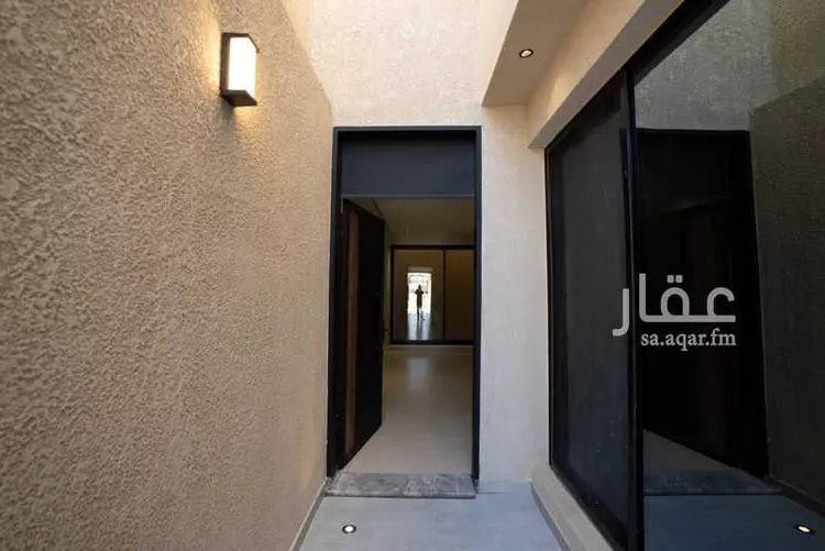 فيلا للبيع في شارع الدائري الشرقي, حي الفاروق, مدينة الرياض, منطقة الرياض صورة 5