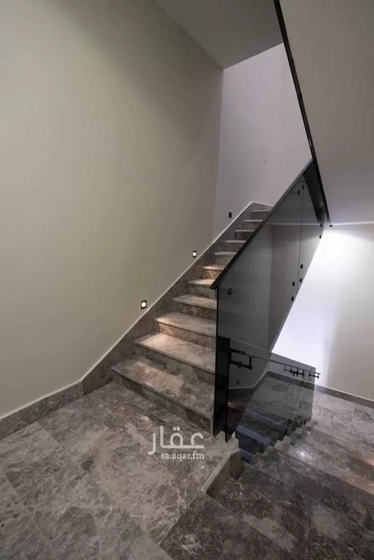 فيلا للبيع في شارع الدائري الشرقي  الفرعي, حي الفاروق, مدينة الرياض, منطقة الرياض صورة 5