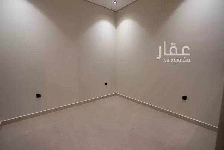 دور للبيع في شارع الدائري الشرقي, حي الفاروق, مدينة الرياض, منطقة الرياض 7