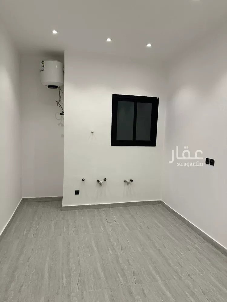 فيلا للبيع في شارع رقم 263, حي ظهرة لبن, مدينة الرياض, منطقة الرياض صورة 2