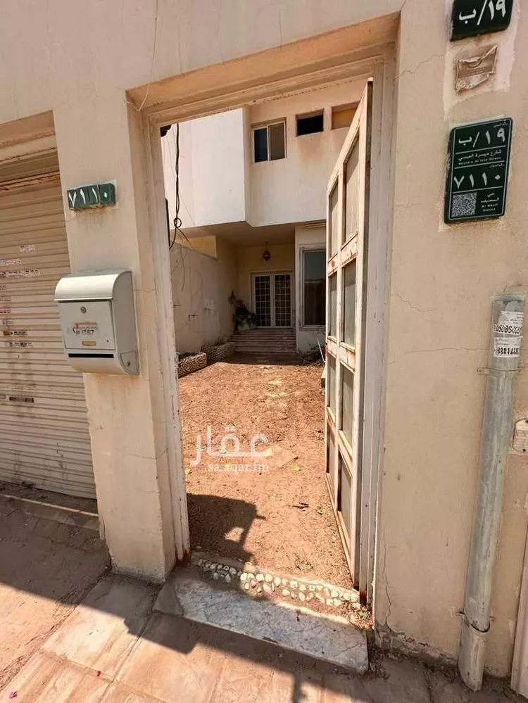 فيلا للبيع في شارع ميسرة العبسي, حي المصيف, مدينة الرياض, منطقة الرياض 13