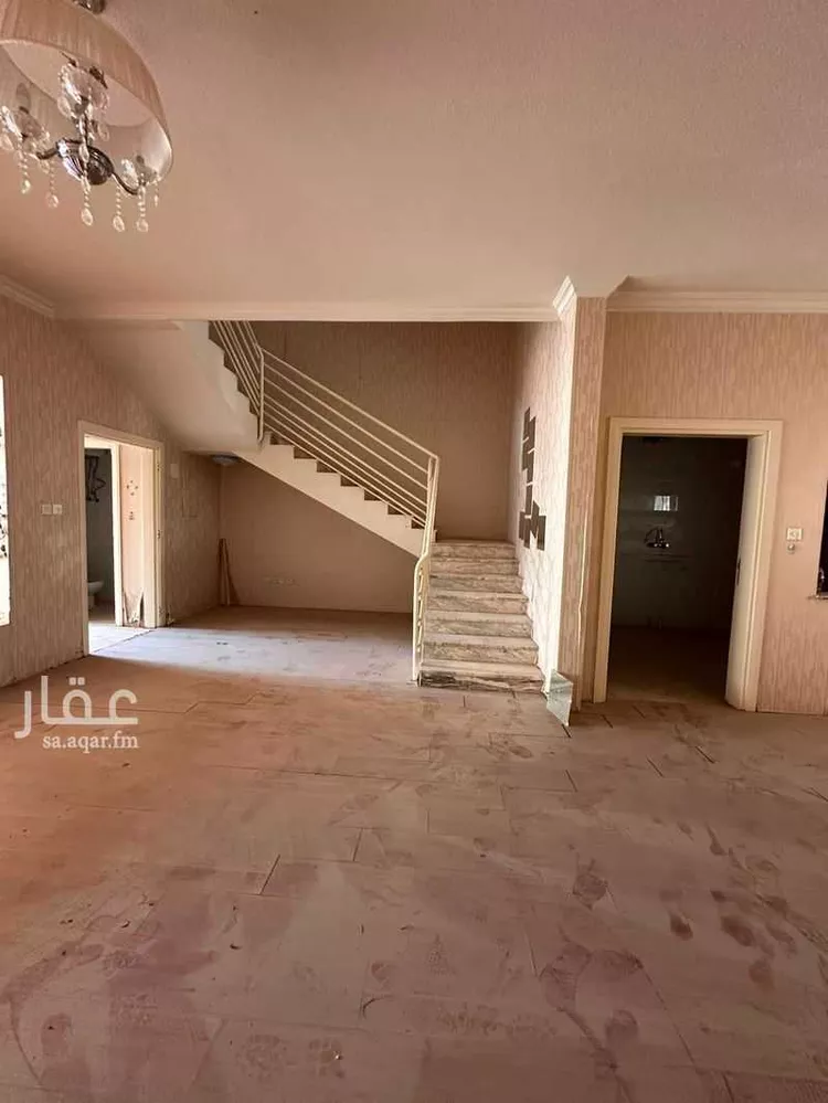 فيلا للبيع في شارع ميسرة العبسي, حي المصيف, مدينة الرياض, منطقة الرياض صورة 5