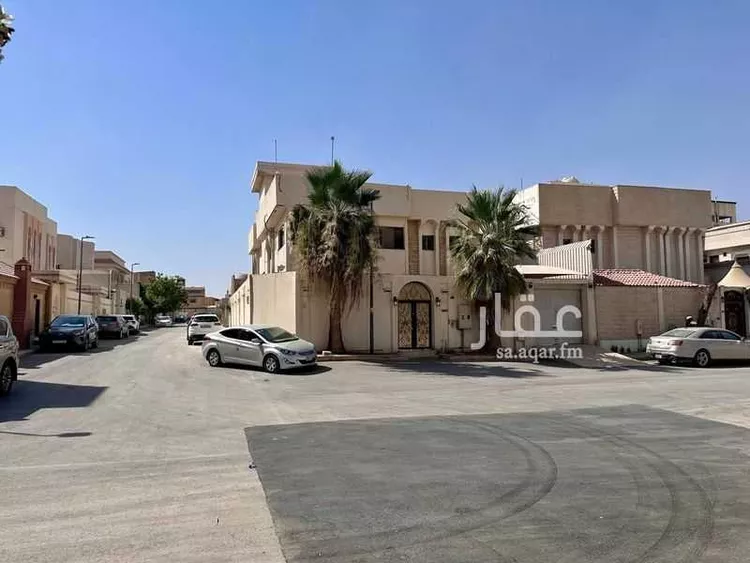 فيلا للبيع في شارع أبي شجاع بن محاسن, حي الملك فهد, مدينة الرياض, منطقة الرياض صورة 3