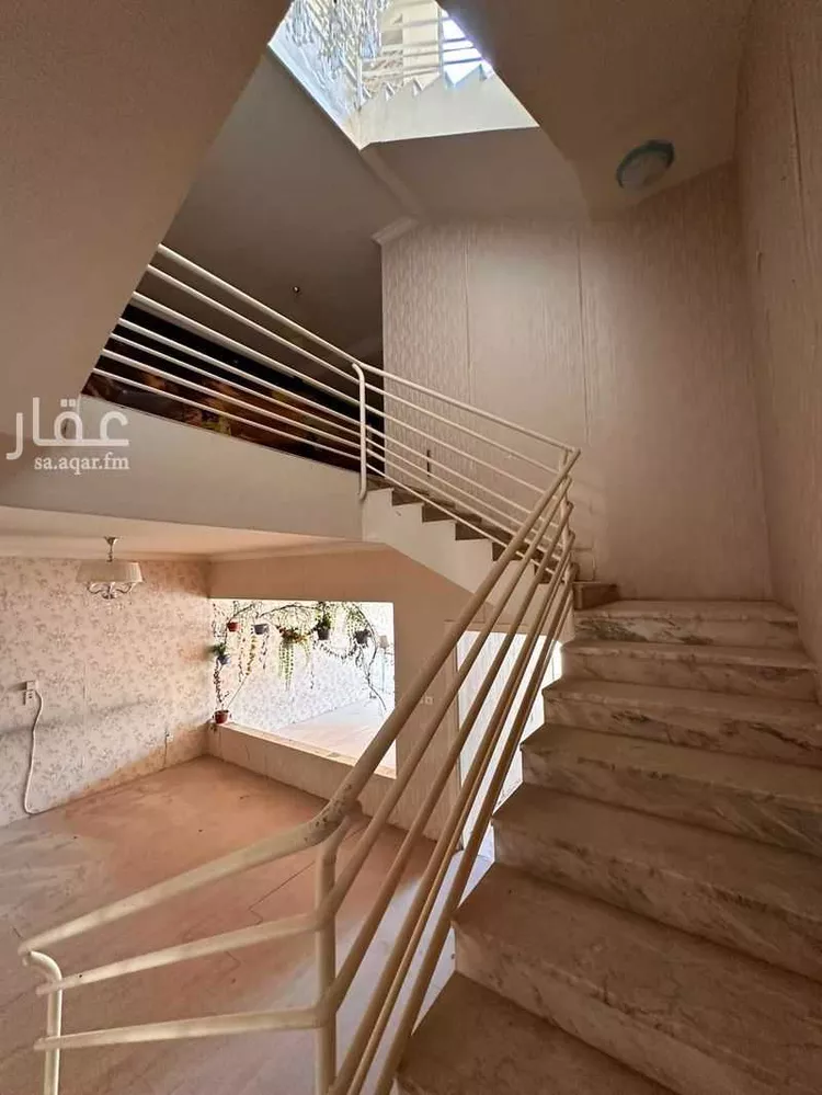 فيلا للبيع في شارع ميسرة العبسي, حي المصيف, مدينة الرياض, منطقة الرياض صورة 4