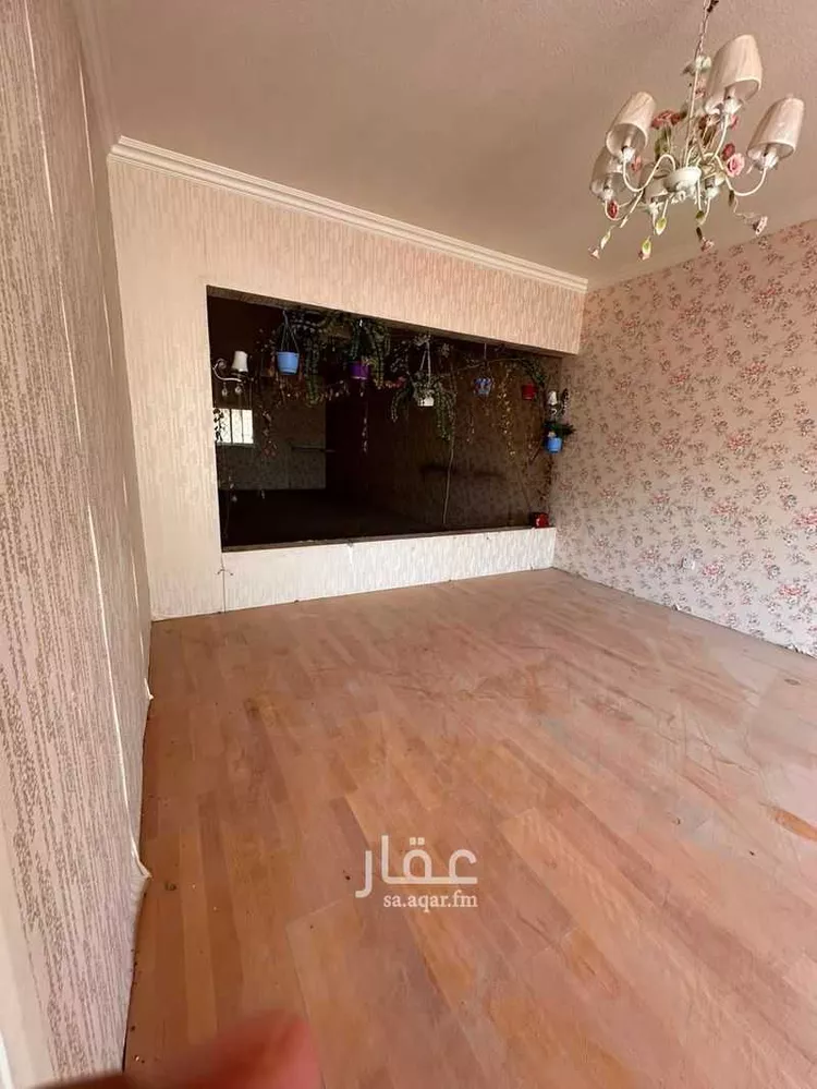 فيلا للبيع في شارع ميسرة العبسي, حي المصيف, مدينة الرياض, منطقة الرياض 10