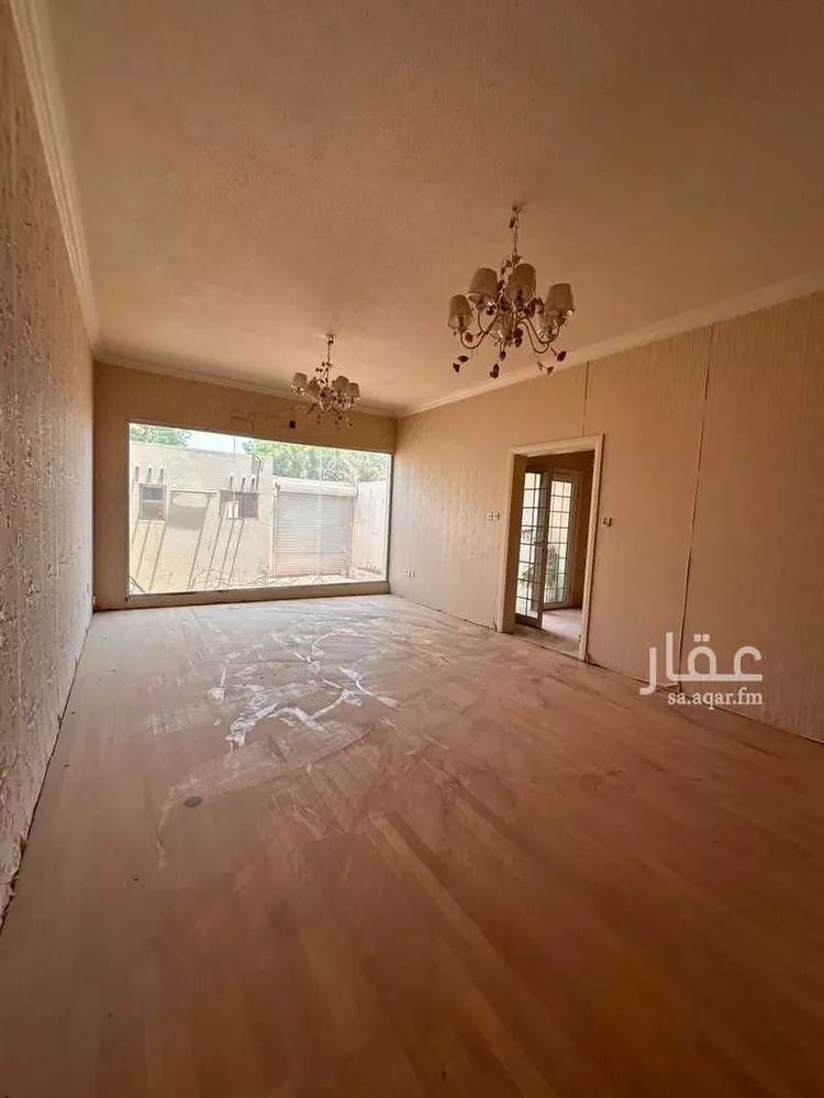 فيلا للبيع في شارع ميسرة العبسي, حي المصيف, مدينة الرياض, منطقة الرياض 8
