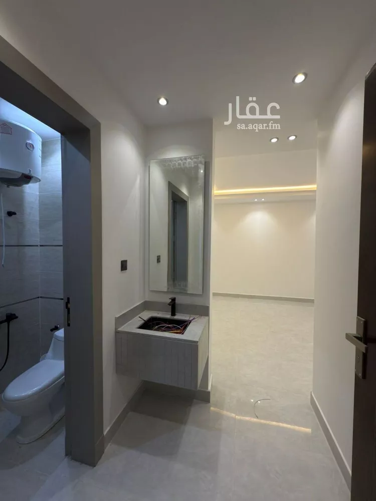 Floor for Sale in Riyadh Badr 9