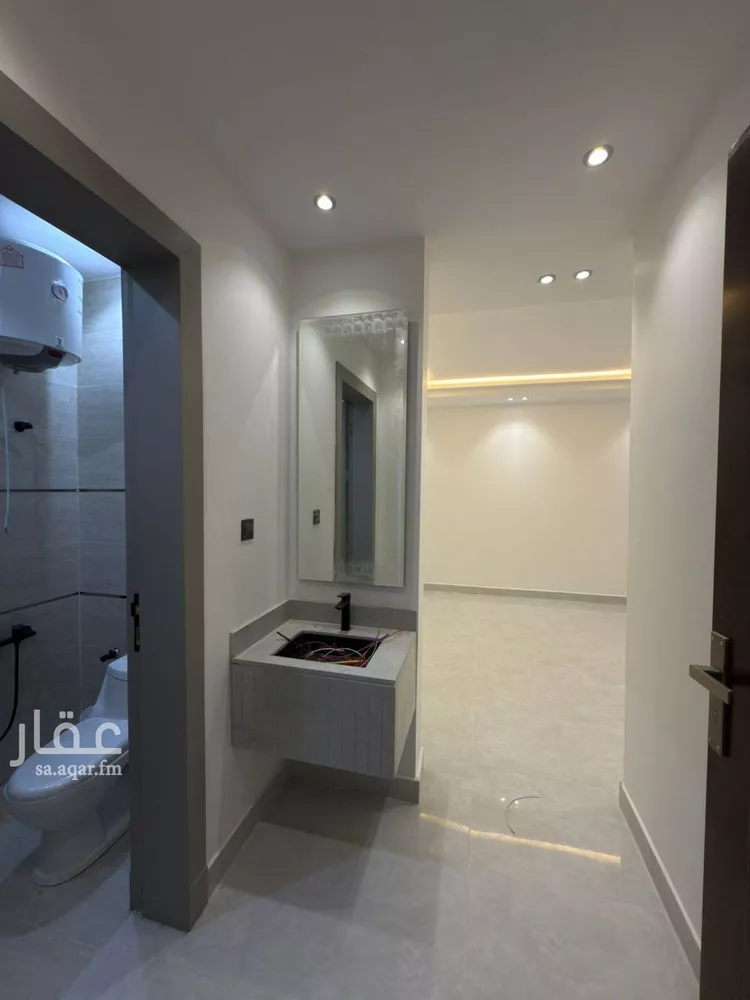 دور للبيع في شارع الياقوت, حي الدار البيضاء, مدينة الرياض, منطقة الرياض 7