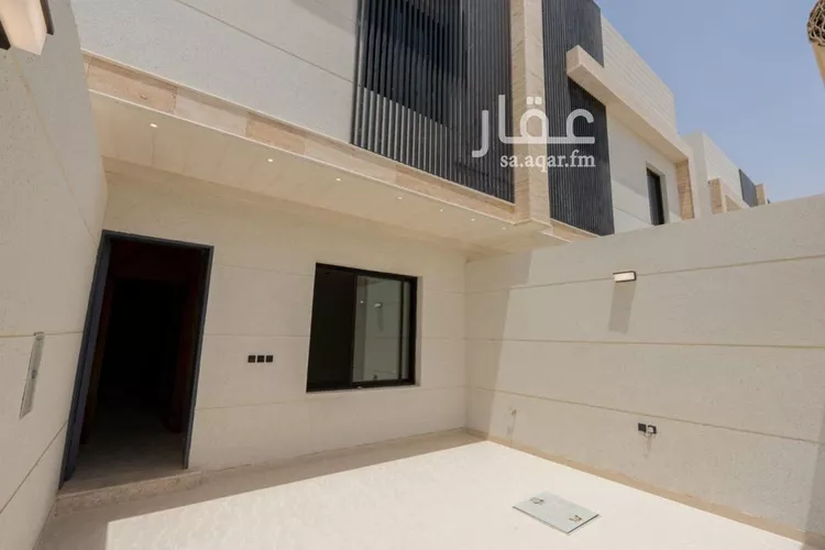 فيلا للبيع في شارع عز الدين بن فهد, حي عكاظ, مدينة الرياض, منطقة الرياض صورة 4