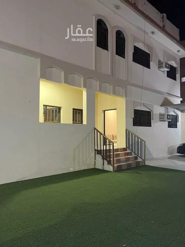 فيلا للبيع في شارع عمر بن الخطاب, حي النزهة2, مدينة بقيق, المنطقة الشرقية صورة 5