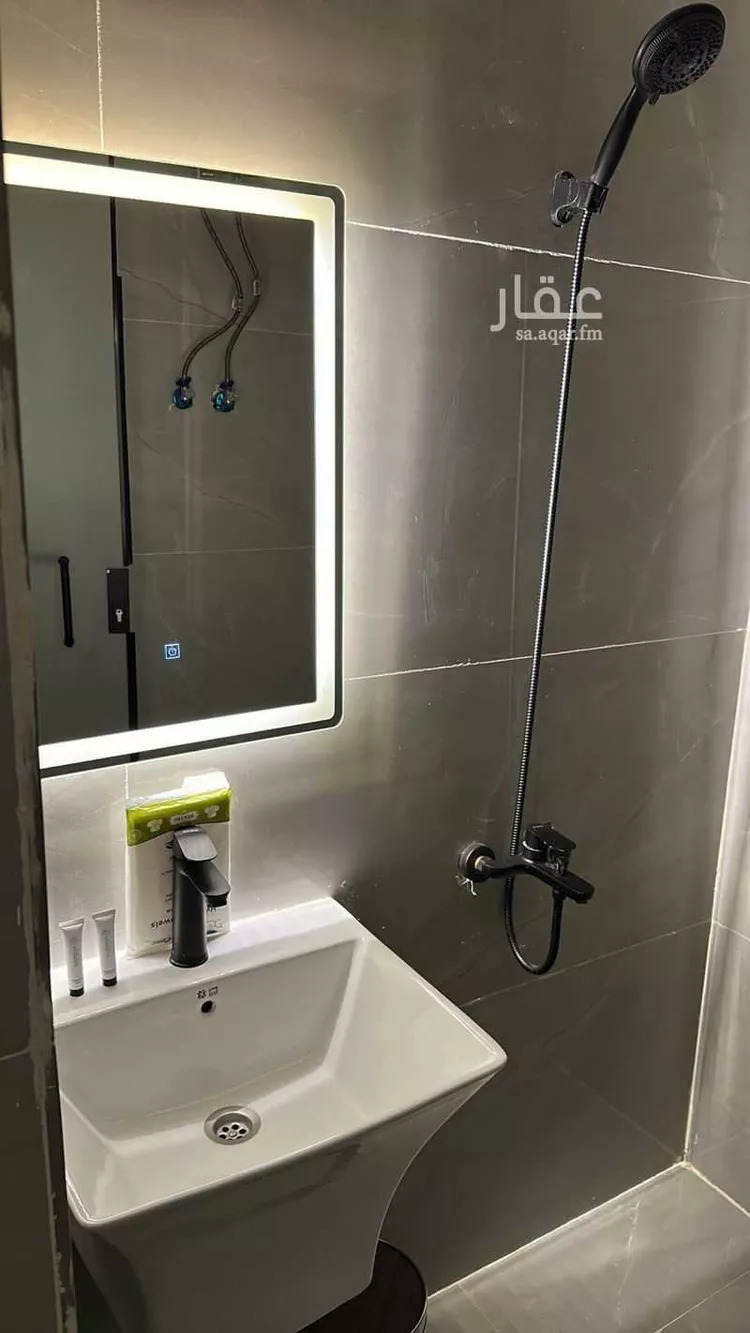 استديو مفروش للحجز في 3155 7117 ، شارع التحلية ، حي العقيق ، الرياض ، منطقة الرياض صورة 2