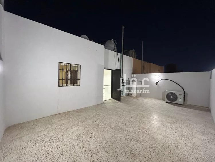 فيلا للبيع في شارع رقم 401, حي الملقا, مدينة الرياض, منطقة الرياض 15