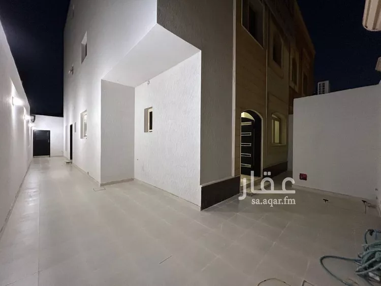 فيلا للبيع في شارع رقم 401, حي الملقا, مدينة الرياض, منطقة الرياض صورة 2