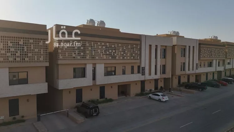 شقة للبيع في شارع محمد بن ناصر المبارك, حي عرقة, مدينة الرياض, منطقة الرياض