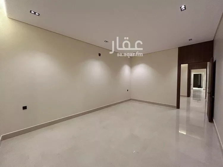 فيلا للبيع في شارع الشيخ عبدالله بن عبداللطيف ال شيخ, حي ظهرة العودة شرق, مدينة الدرعية, منطقة الرياض صورة 5