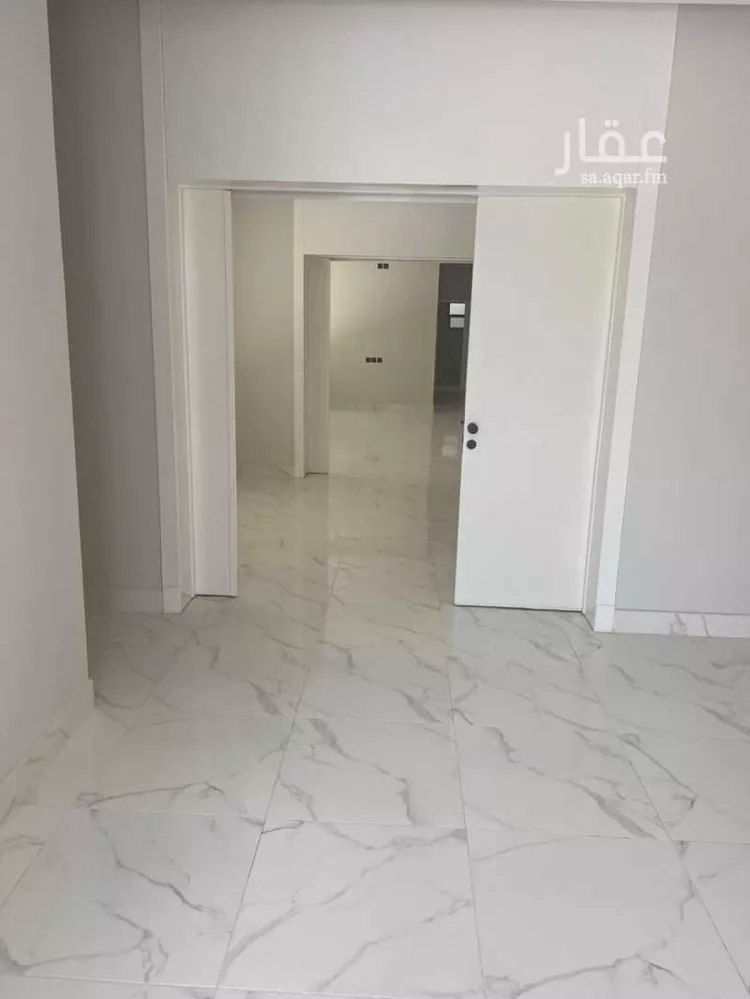 فيلا للبيع في شارع محمد بن أبي الثناء, حي النرجس, مدينة الرياض, منطقة الرياض صورة 5