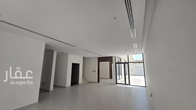 فيلا للبيع في شارع جعفر الطيار, حي الدوحة الجنوبية, مدينة الظهران, المنطقة الشرقية صورة 3