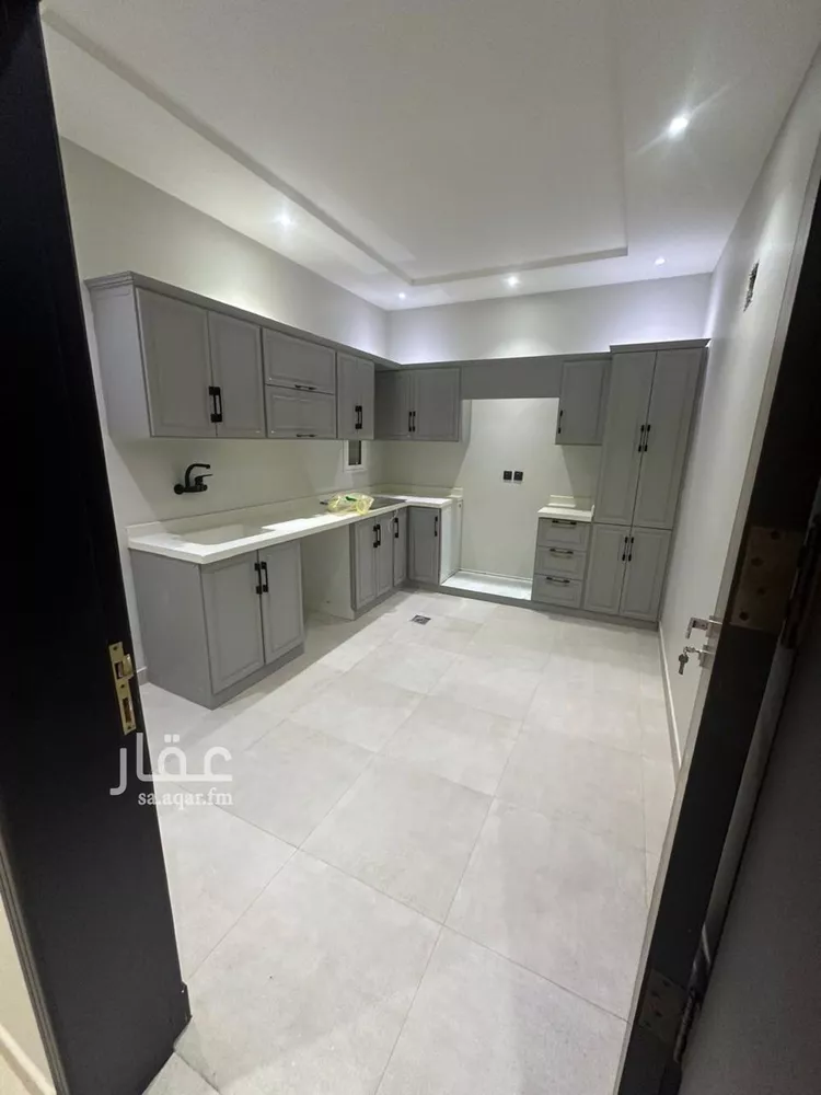 عمارة للإيجار في شارع الأقطار, حي الملقا, مدينة الرياض, منطقة الرياض صورة 4