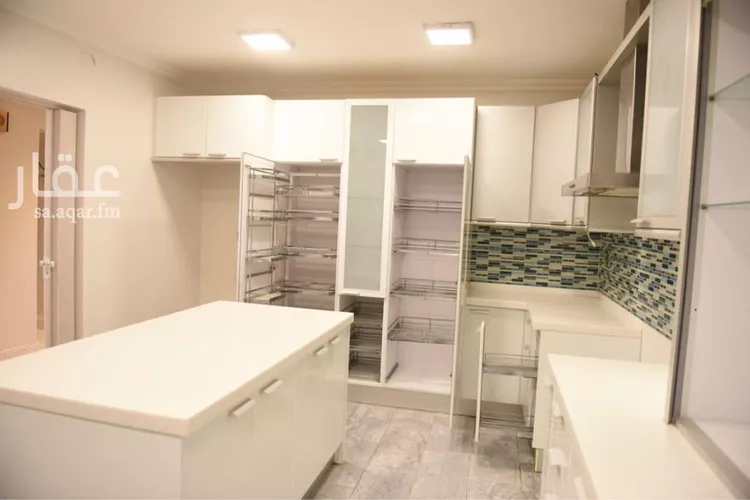 شقة للبيع في شارع الخلد, حي الدوحة الجنوبية, مدينة الظهران, المنطقة الشرقية صورة 2