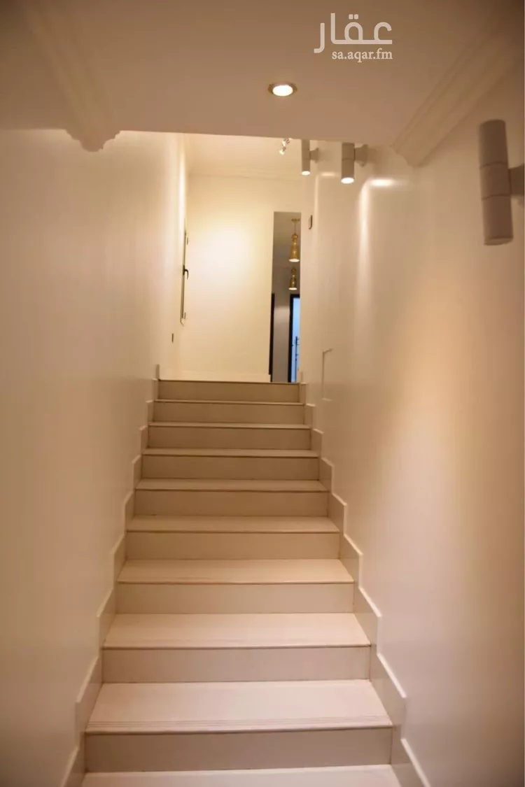شقة للبيع في شارع الخلد, حي الدوحة الجنوبية, مدينة الظهران, المنطقة الشرقية صورة 5