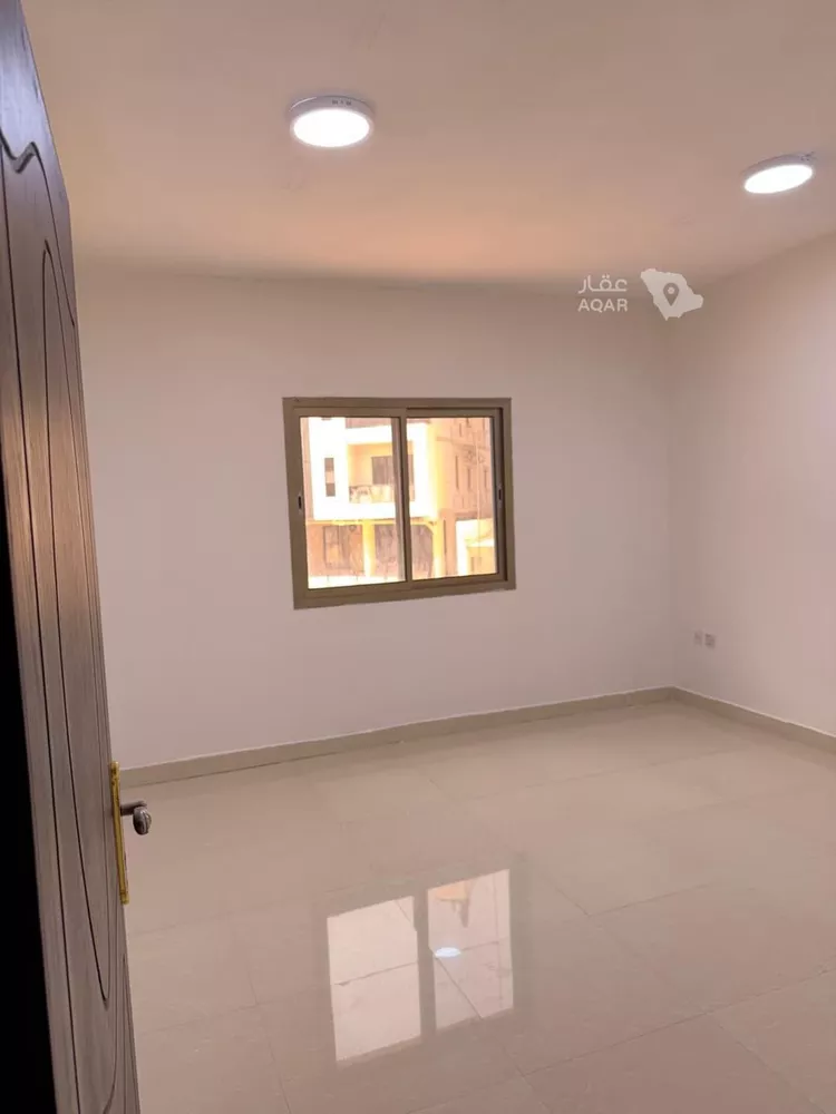 شقة للإيجار في شارع جبل شدقم, حي الحمراء, مدينة الخبر, المنطقة الشرقية 3