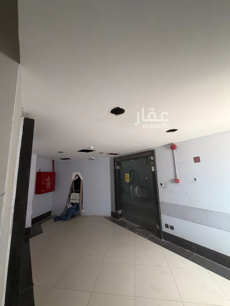 مكتب تجاري للإيجار في شارع المدينه المنوره, حي البديعة, مدينة الرياض, منطقة الرياض صورة 2