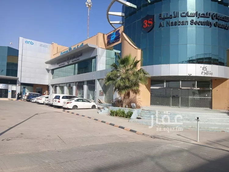 عمارة للإيجار في شارع المدينه المنوره, حي البديعة, مدينة الرياض, منطقة الرياض صورة 2
