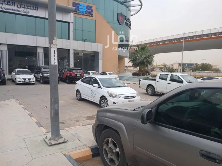 عمارة للإيجار في شارع المدينه المنوره, حي البديعة, مدينة الرياض, منطقة الرياض صورة 4