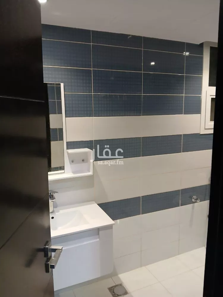 عمارة للإيجار في شارع عبدالله بن مرخان, حي قرطبة, مدينة الرياض, منطقة الرياض صورة 3